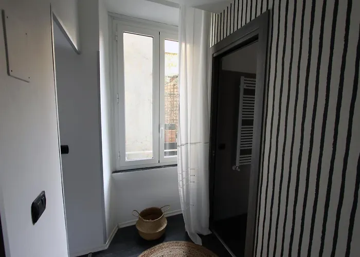 Avignonesi Flat Apartman *