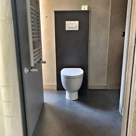 Avignonesi Flat روما